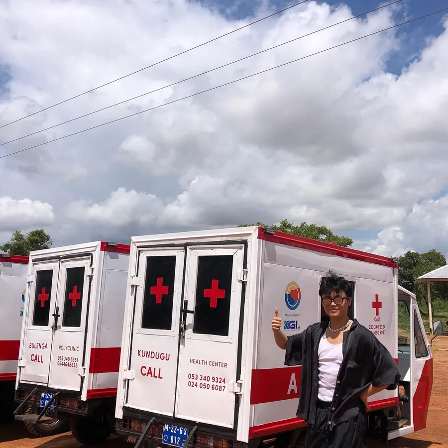 Driver's compartment of the Moving Health off-road tricycle ambulance